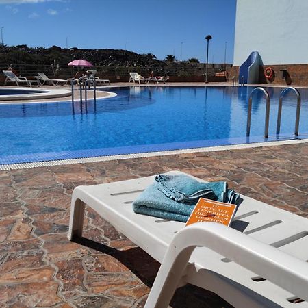 Huebsche Ferienwohnung Mit 2 Schlafzimmern, Pool Und Wlan, Strandnaehe 칼라오살바헤 외부 사진
