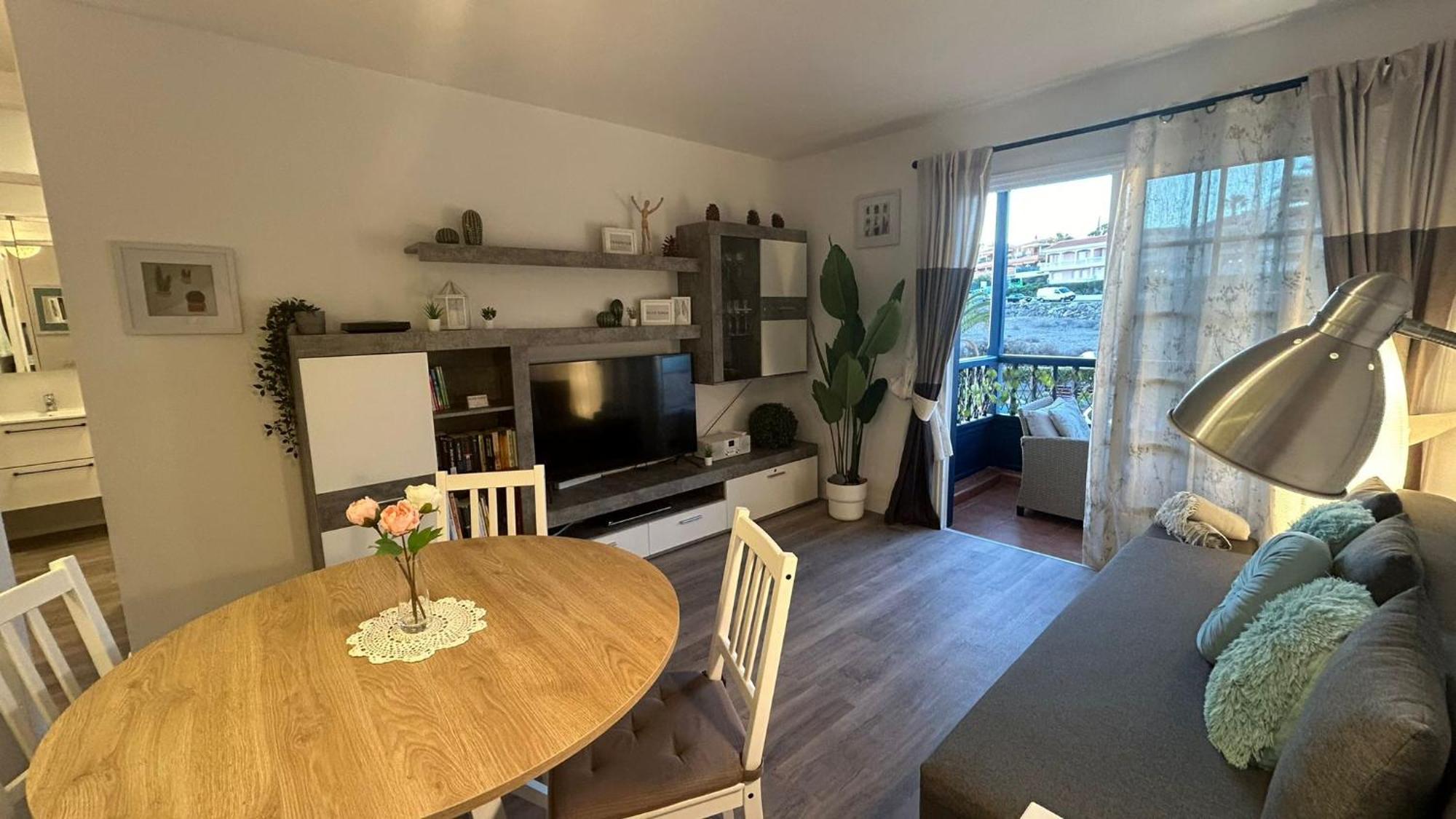 Huebsche Ferienwohnung Mit 2 Schlafzimmern, Pool Und Wlan, Strandnaehe 칼라오살바헤 외부 사진